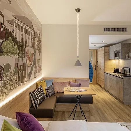 Adoro Aparthotel